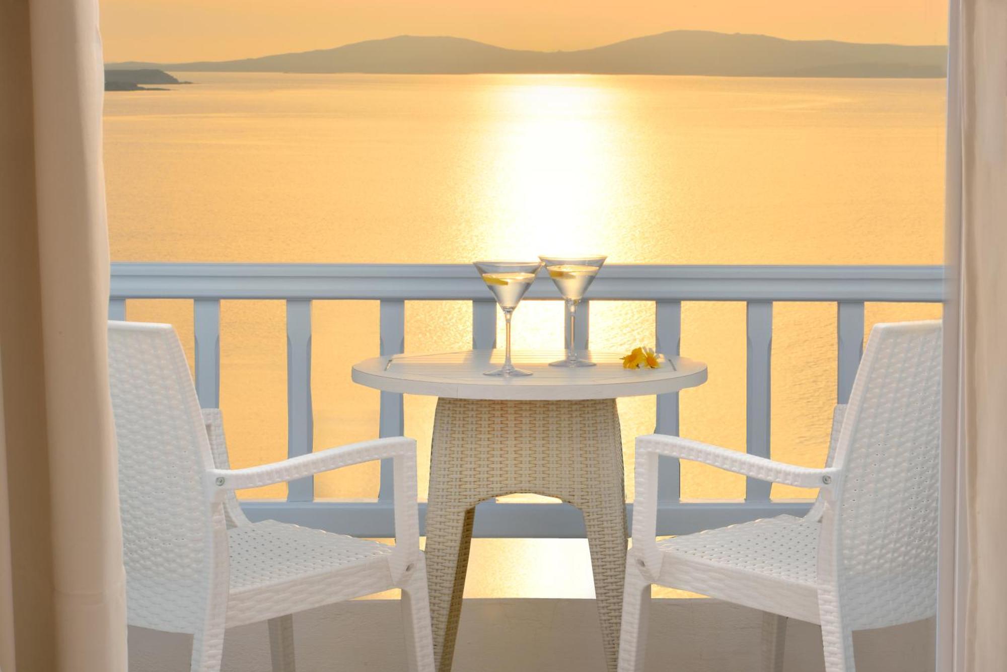 Saint John Hotel Villas & Spa Agios Ioannis Diakoftis Rom bilde Sunset at the hotel