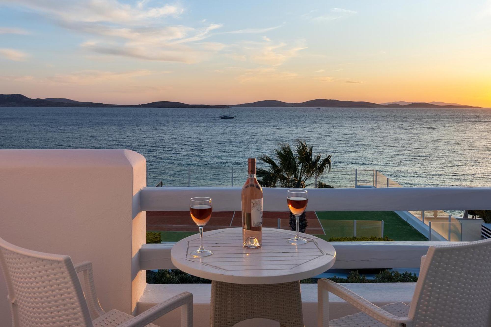 Saint John Hotel Villas & Spa Agios Ioannis Diakoftis Eksteriør bilde Sunset at the hotel